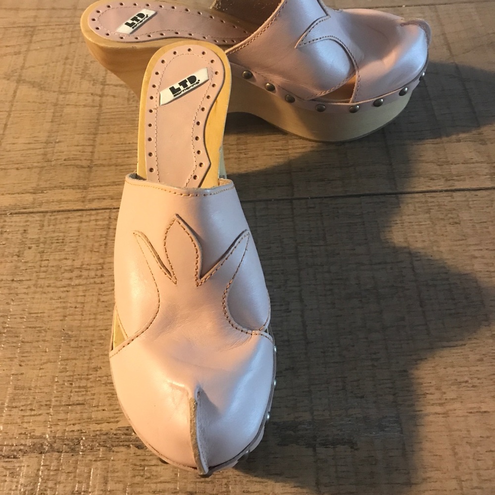 Natural Leather Mules